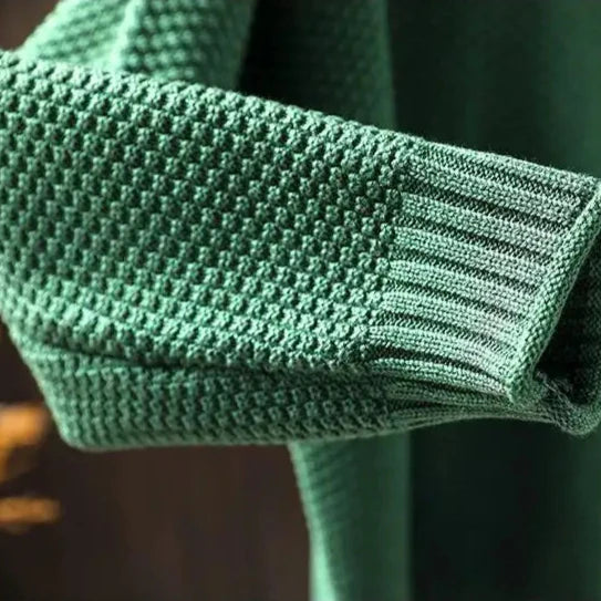 Elodie | Women’s Cashmere Turtleneck Sweater