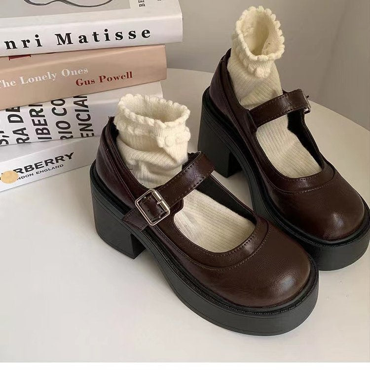 Roxy Women's Platform Shoes | Retro Design, Versatile Style