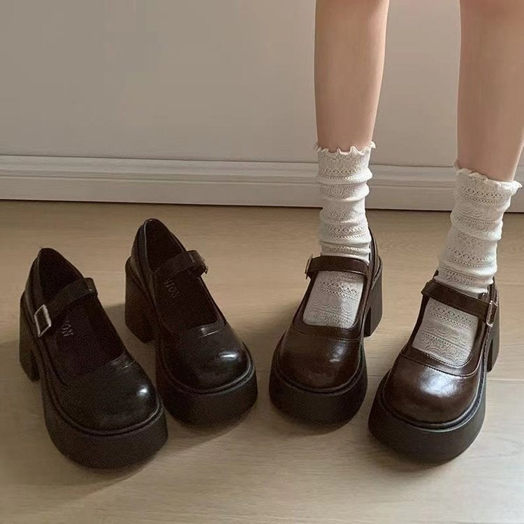 Roxy Women's Platform Shoes | Retro Design, Versatile Style