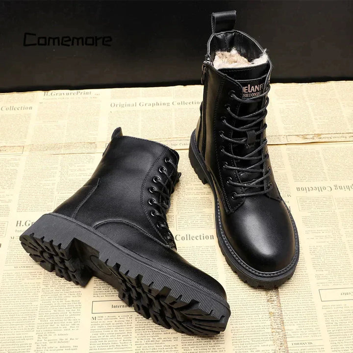 Warm women's boots – lined with zipper and robust sole