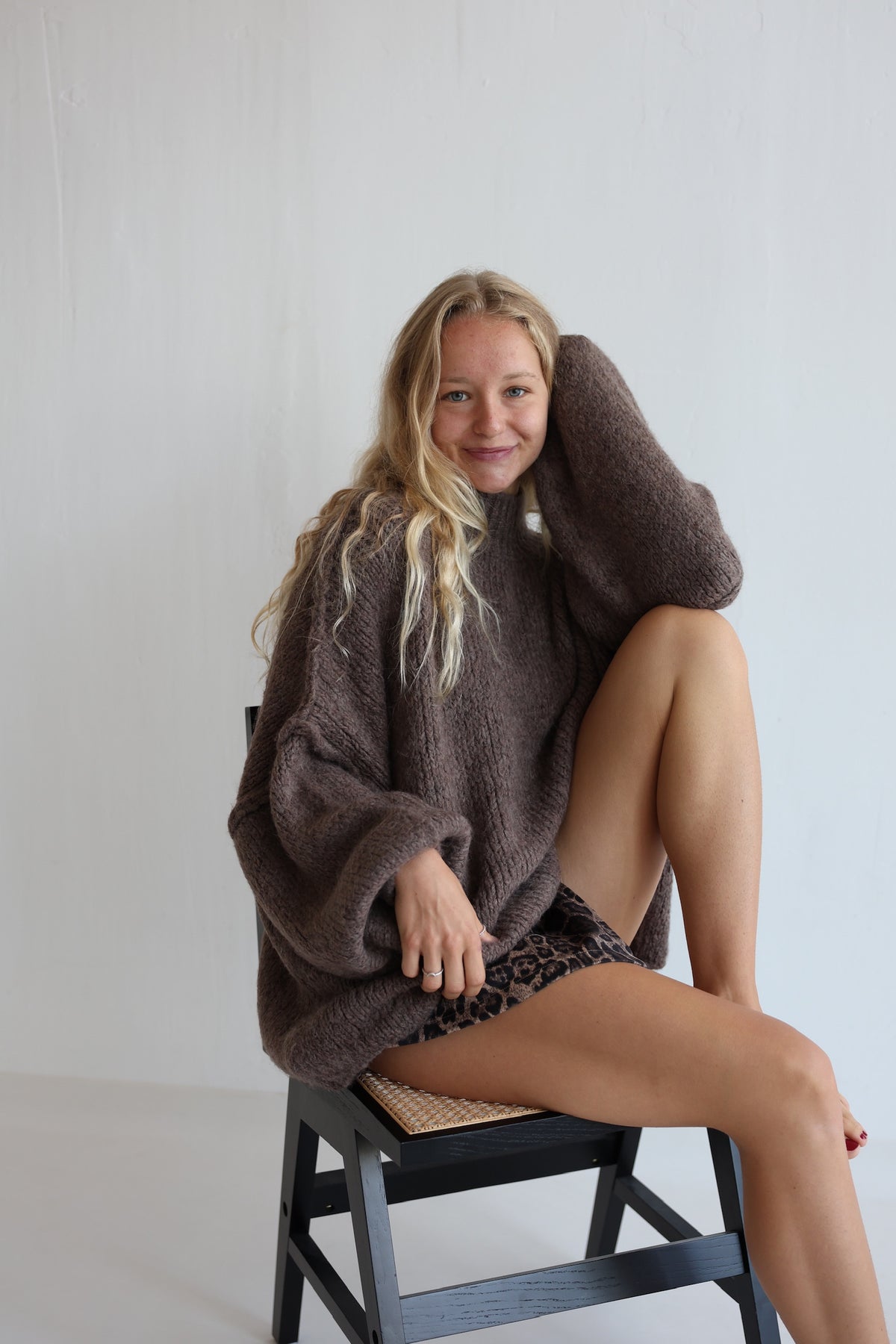 Fiora | Women’s Oversized Knit Sweater Pullover