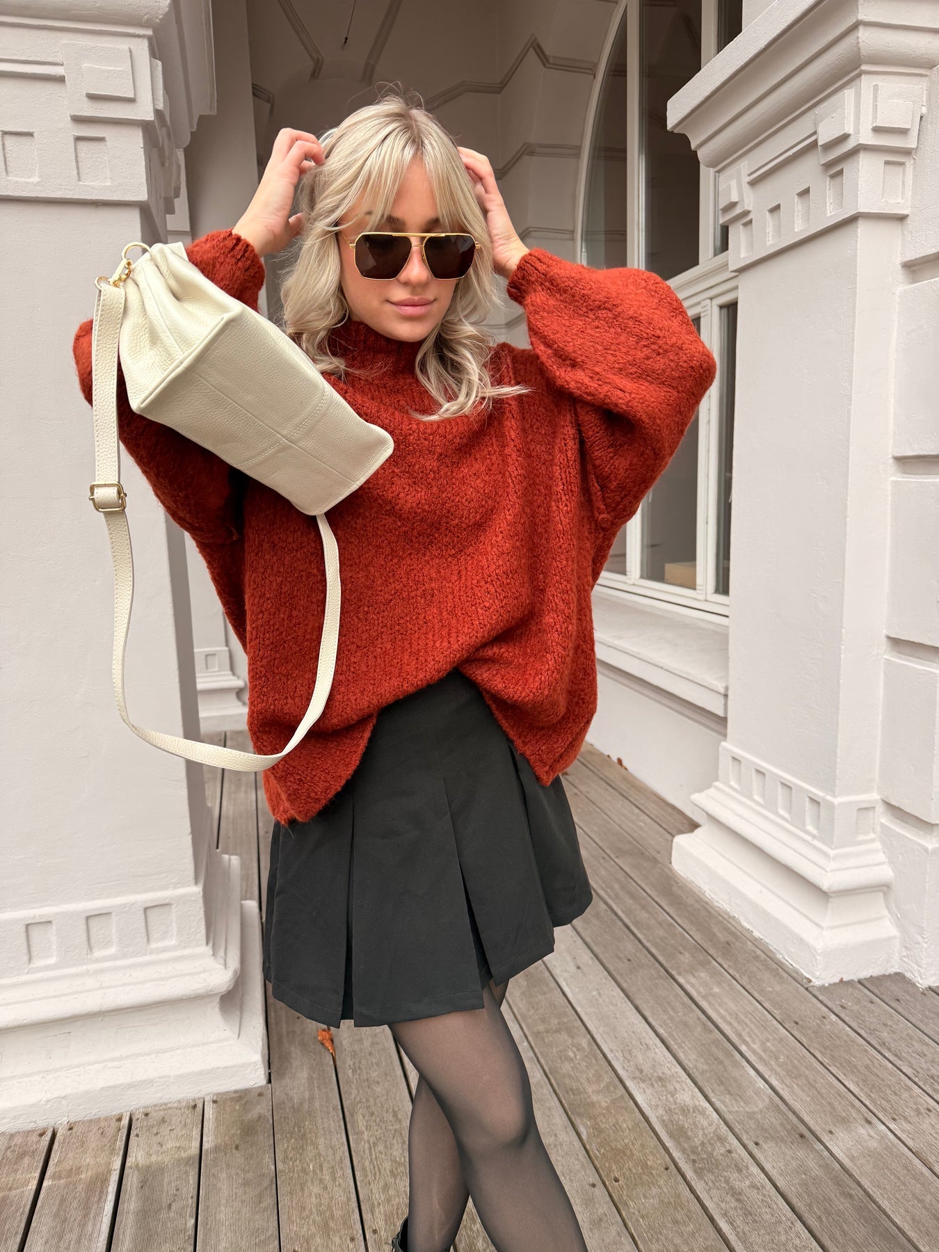 Fiora | Women’s Oversized Knit Sweater Pullover