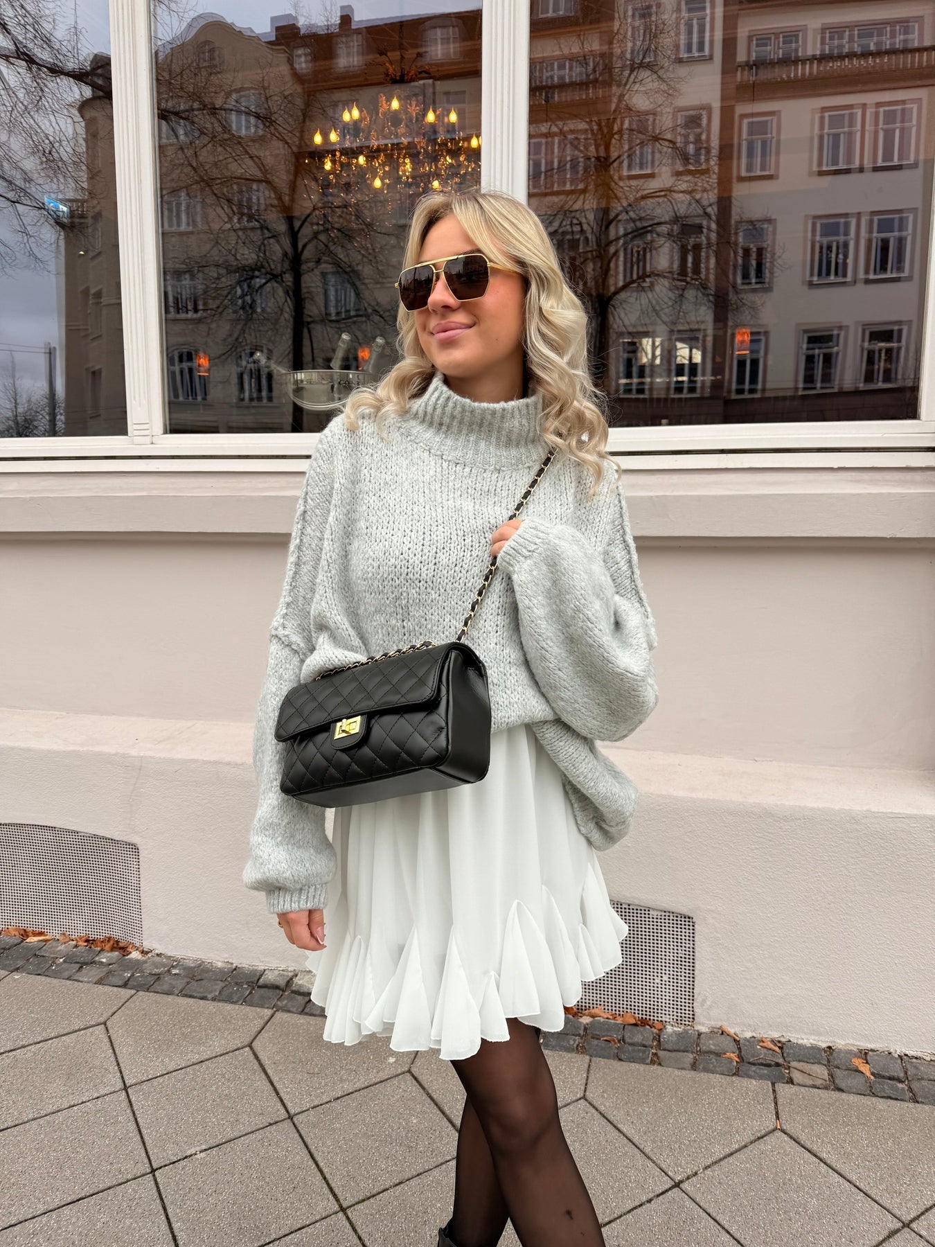 Fiora | Women’s Oversized Knit Sweater Pullover