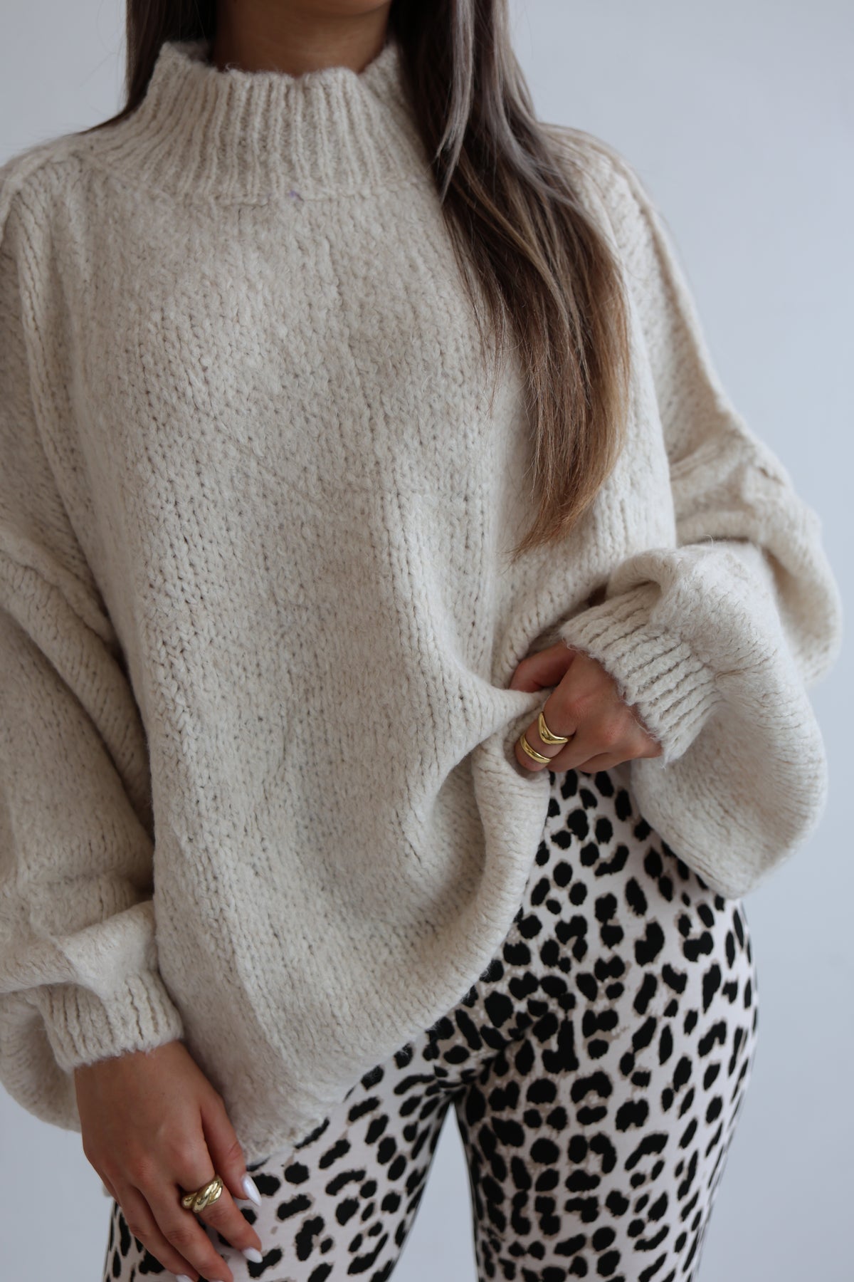 Fiora | Women’s Oversized Knit Sweater Pullover