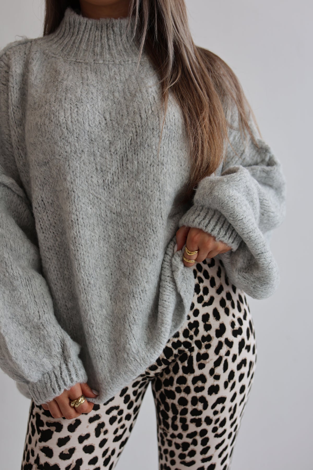 Fiora | Women’s Oversized Knit Sweater Pullover