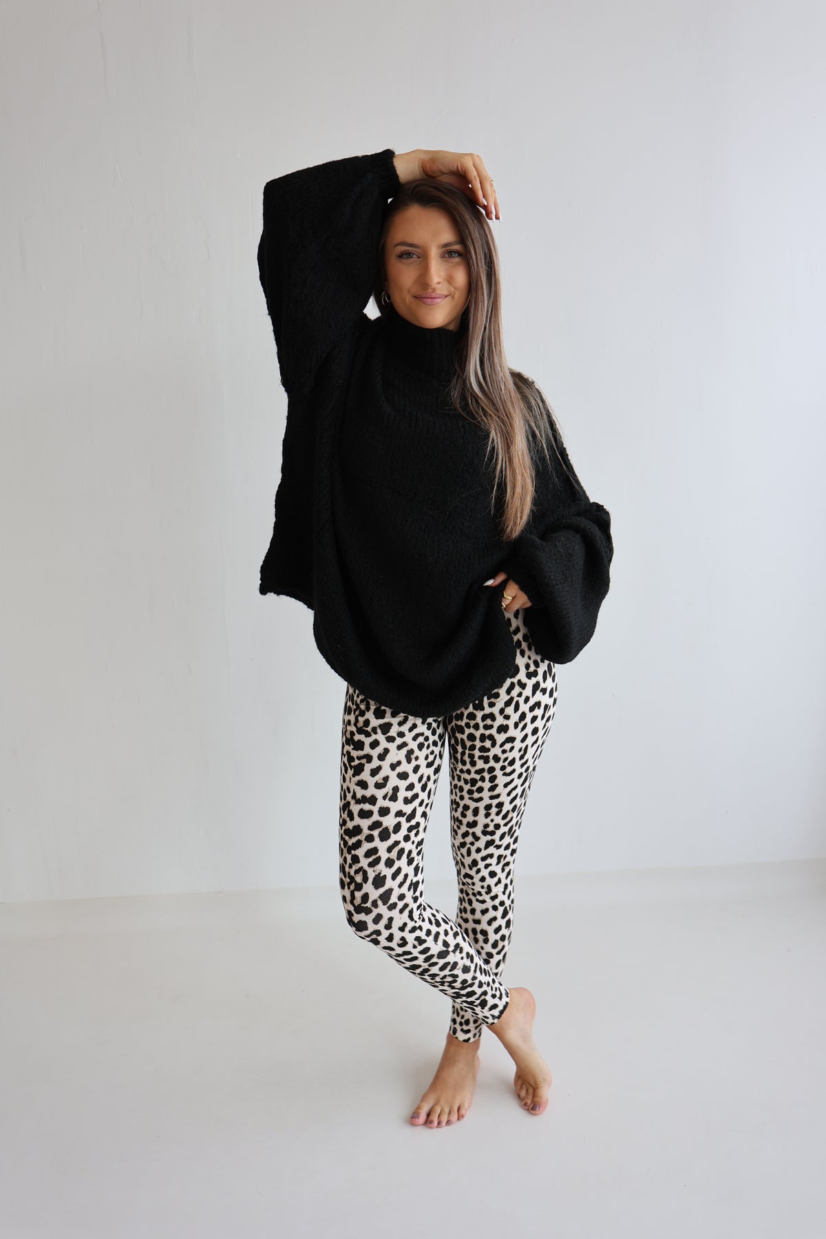 Fiora | Women’s Oversized Knit Sweater Pullover