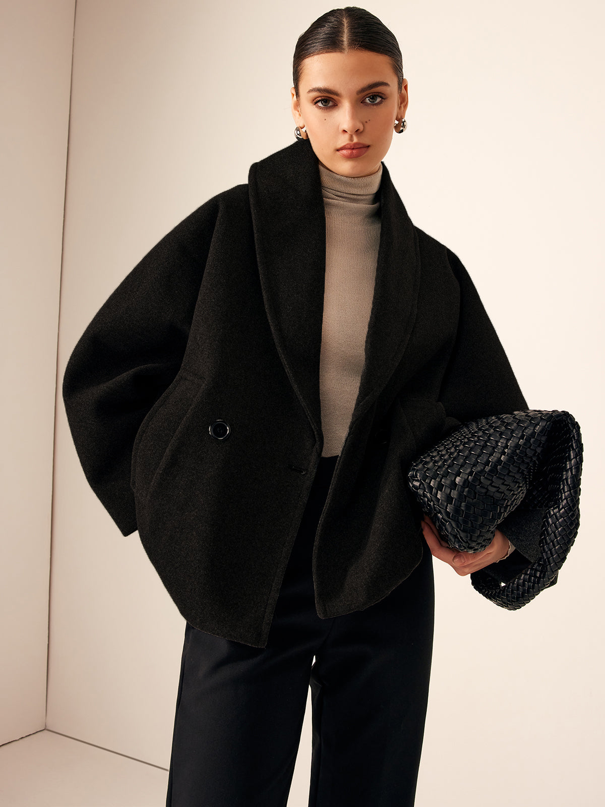 Lyria | Women’s Long Wool-Blend Coat with Pockets