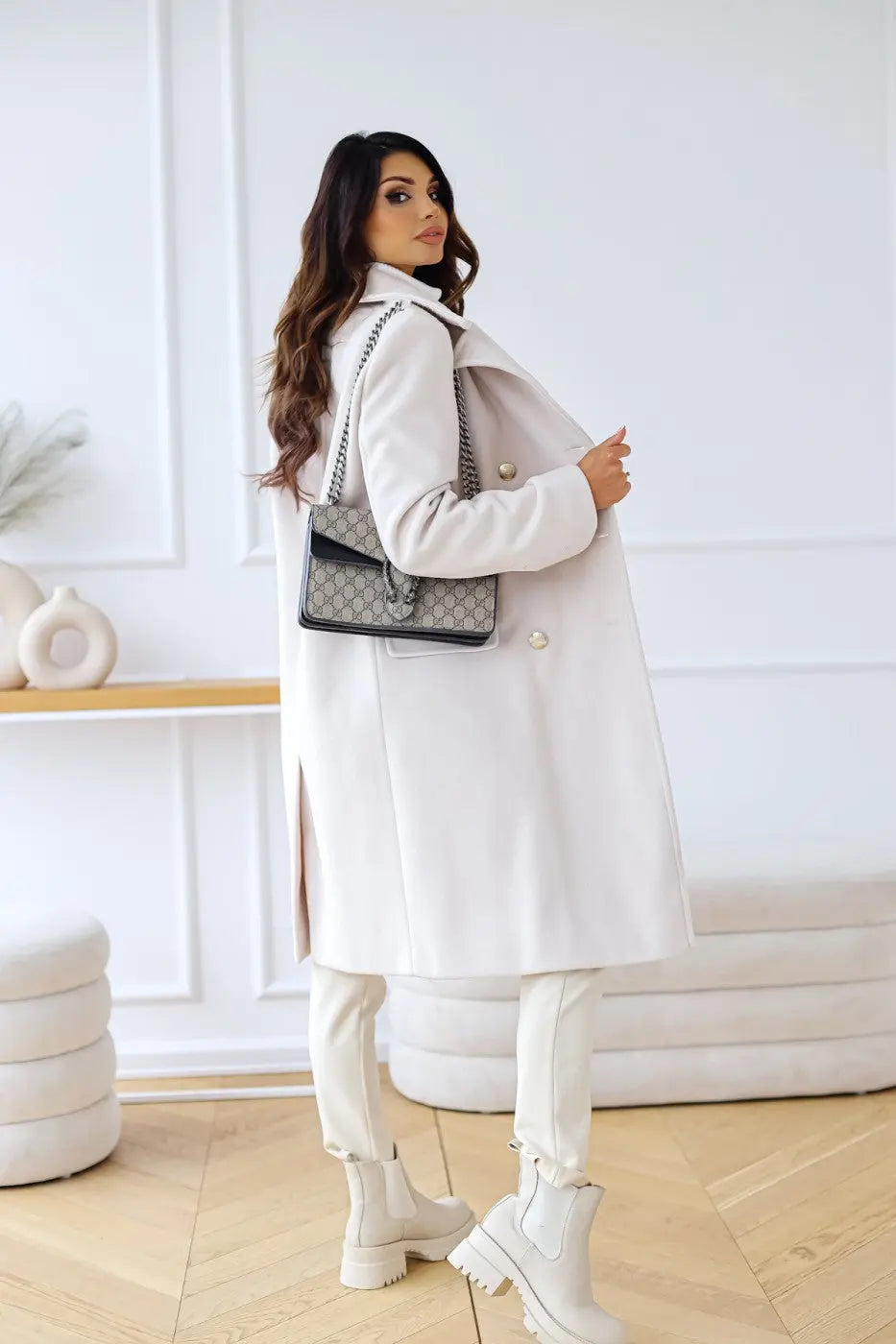 Lira | Women’s Double-Breasted Wool Coat